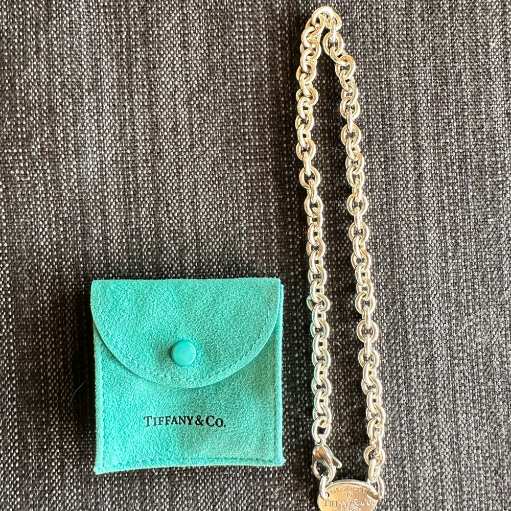 Tiffany & Co. Return to Tiffany Oval Tag Necklace - Picture 3 of 5